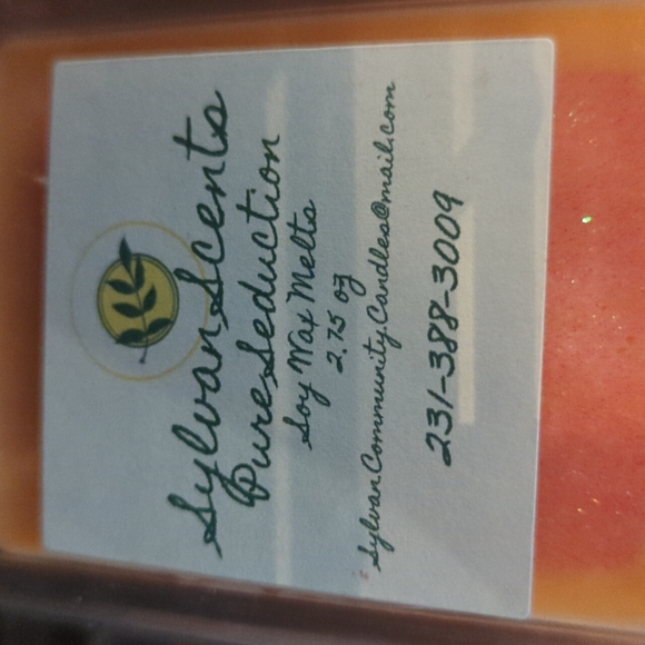 Hand poured soy wax melts - Picture 9 of 13